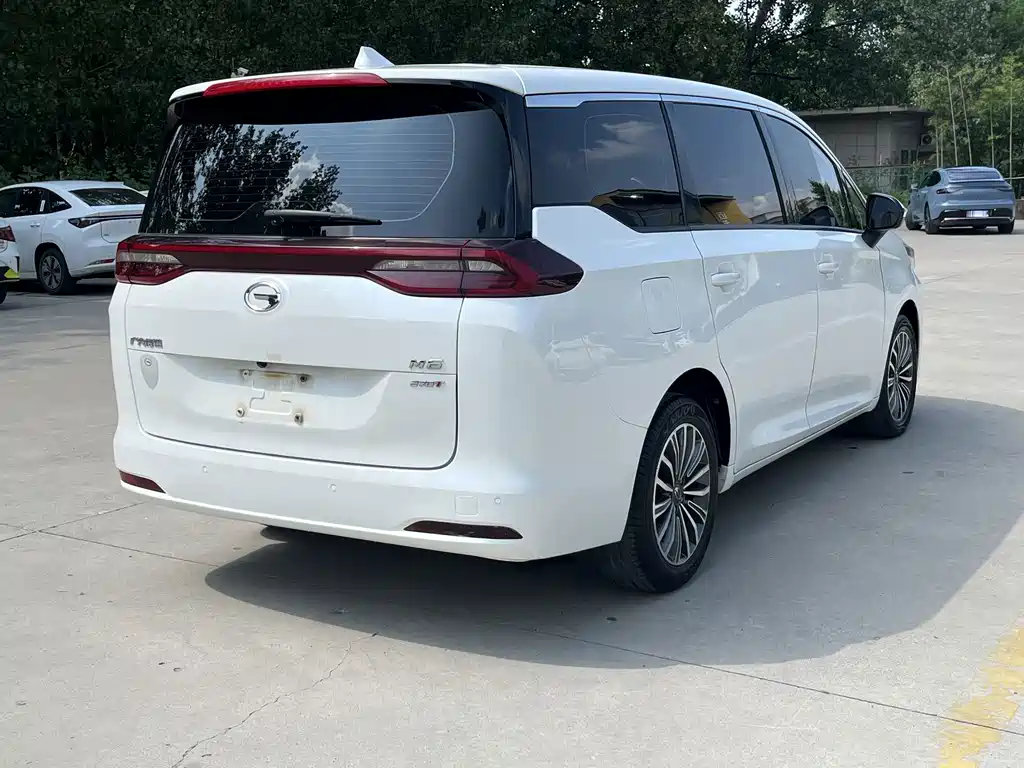 GAC Trumpchi M6 2021 — фото 9