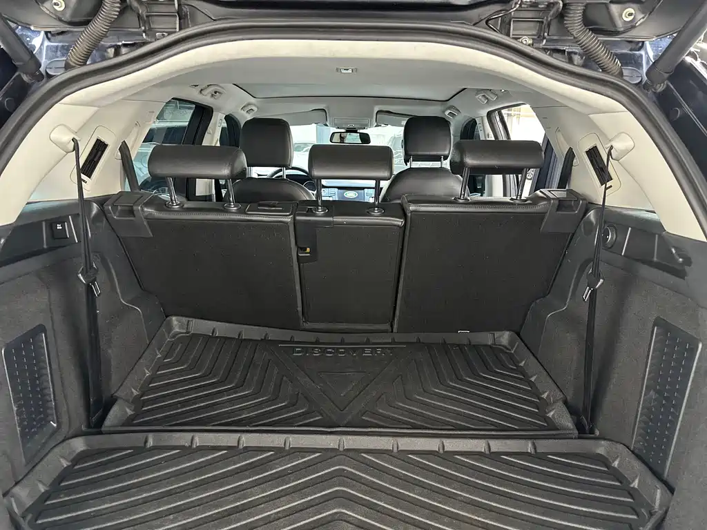 Land Rover Discovery Sport 2016 — фото 8