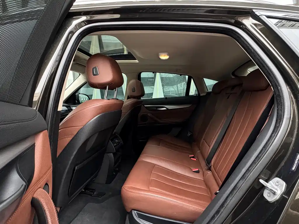 BMW X6 2016 — фото 14
