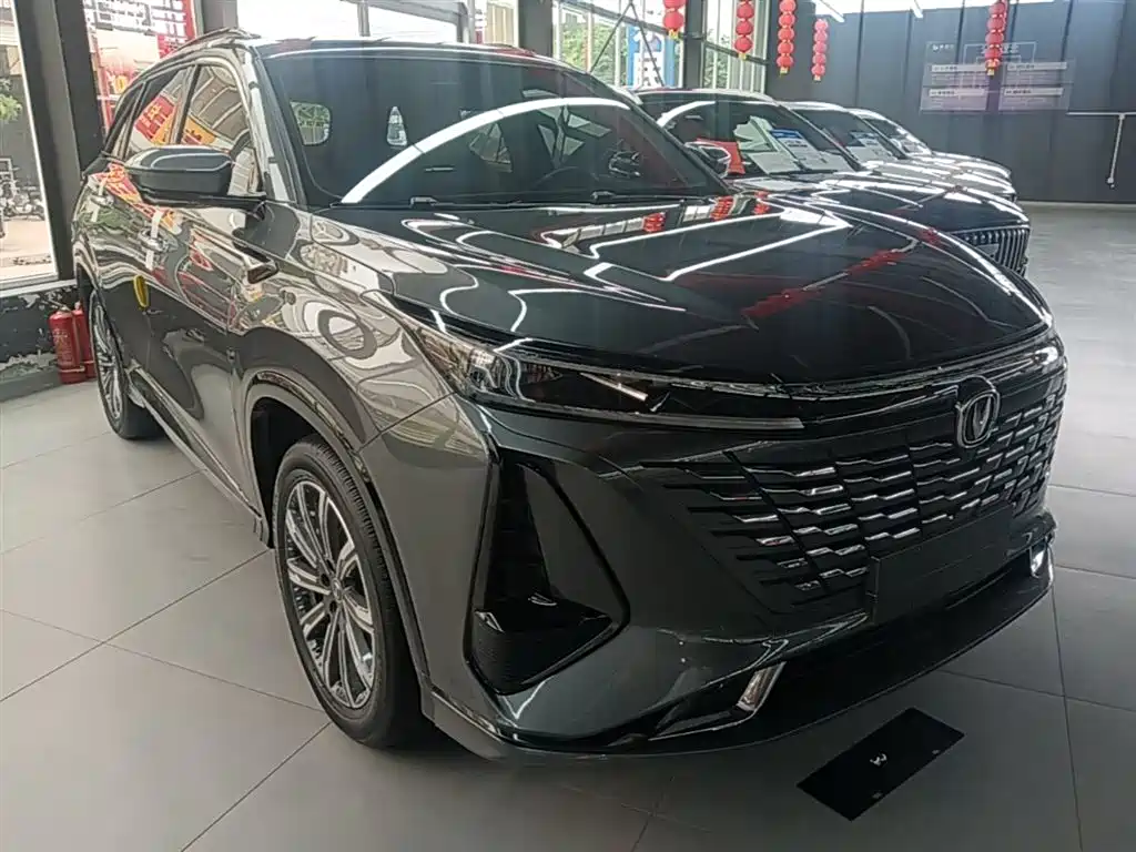 Changan CS75 PLUS 2023 — фото 4