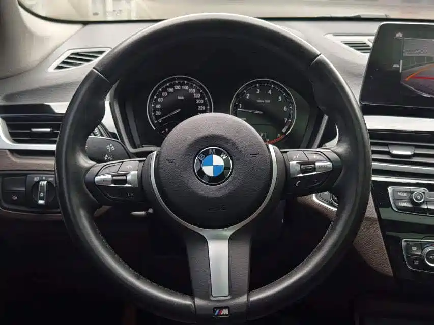 BMW X1 2021 — фото 4