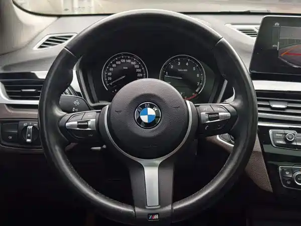 BMW X1 2021