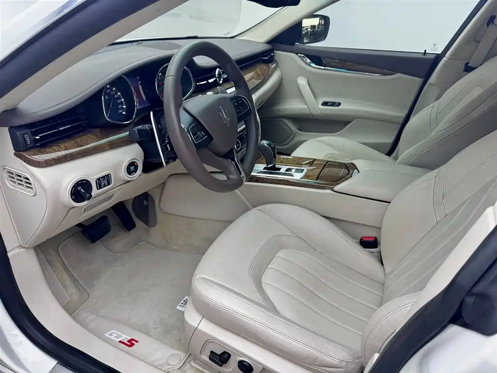 Maserati Quattroporte 2014 — фото 16