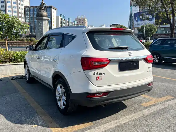 Dongfeng Scenery 580 2018