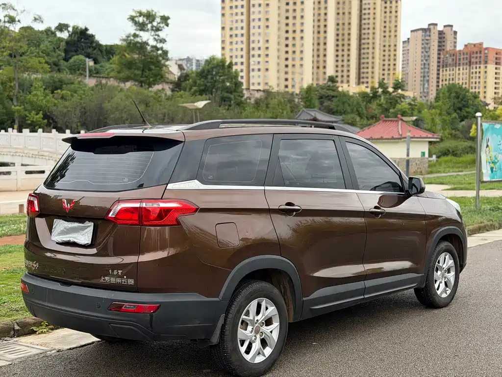 Wuling Hongguang S3 2018 — фото 4
