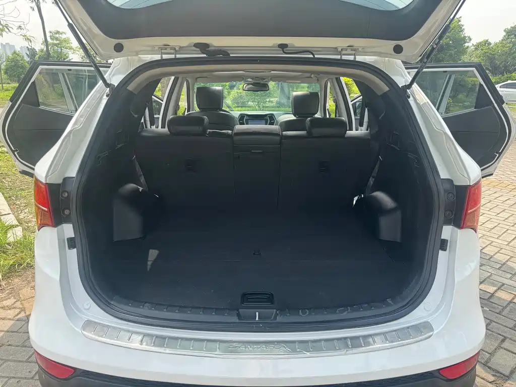 Hyundai Santa Fe 2016 — фото 21