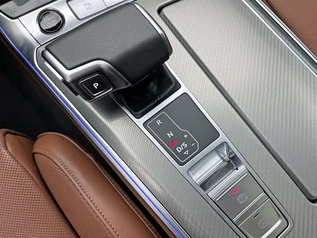 Audi A6L 2025 — фото 17