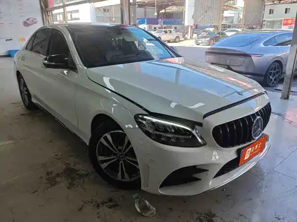 Mercedes-Benz C-Class 2020