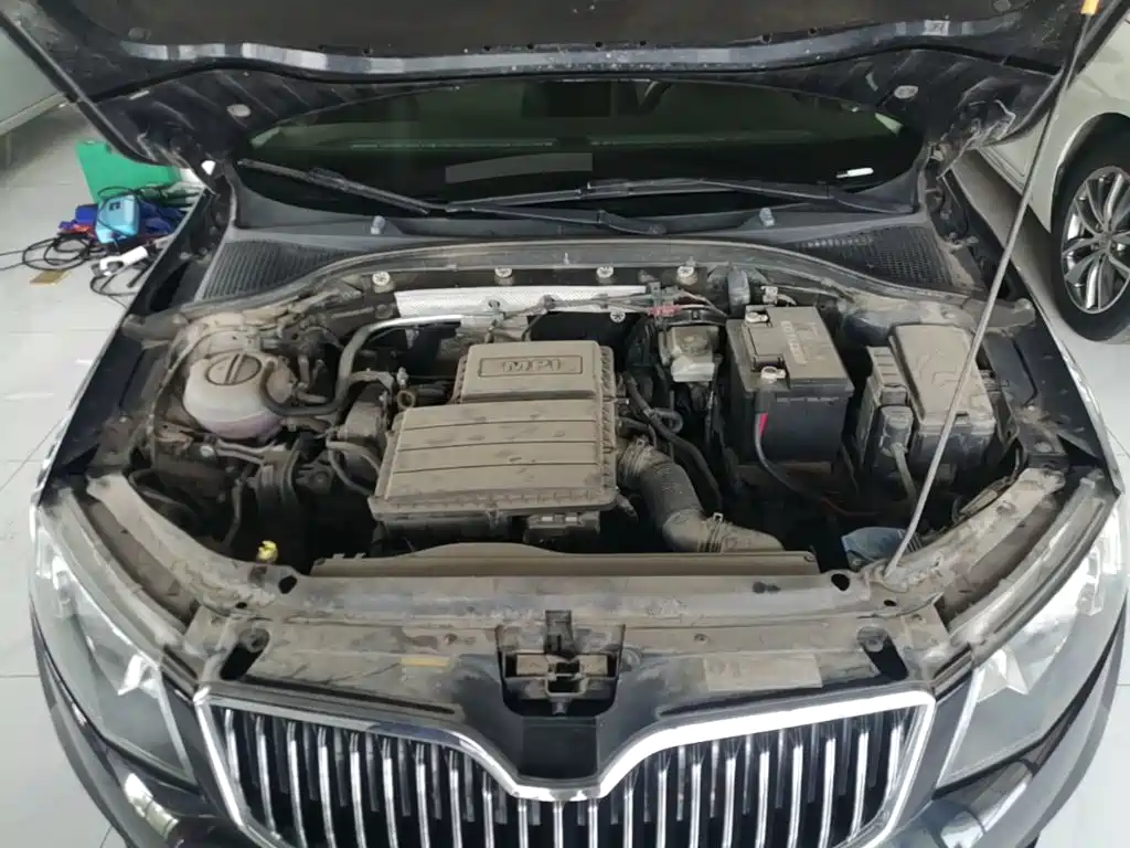 Skoda Octavia 2016 — фото 20