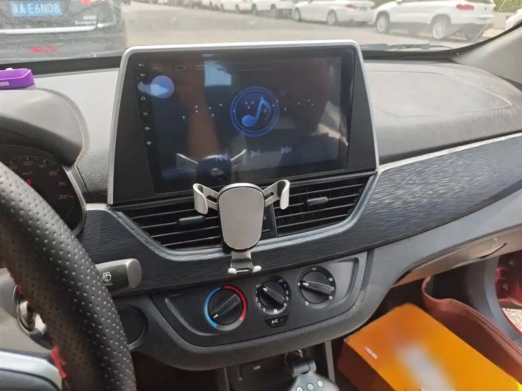 Baojun 310 2018