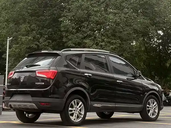 Baojun 560 2016