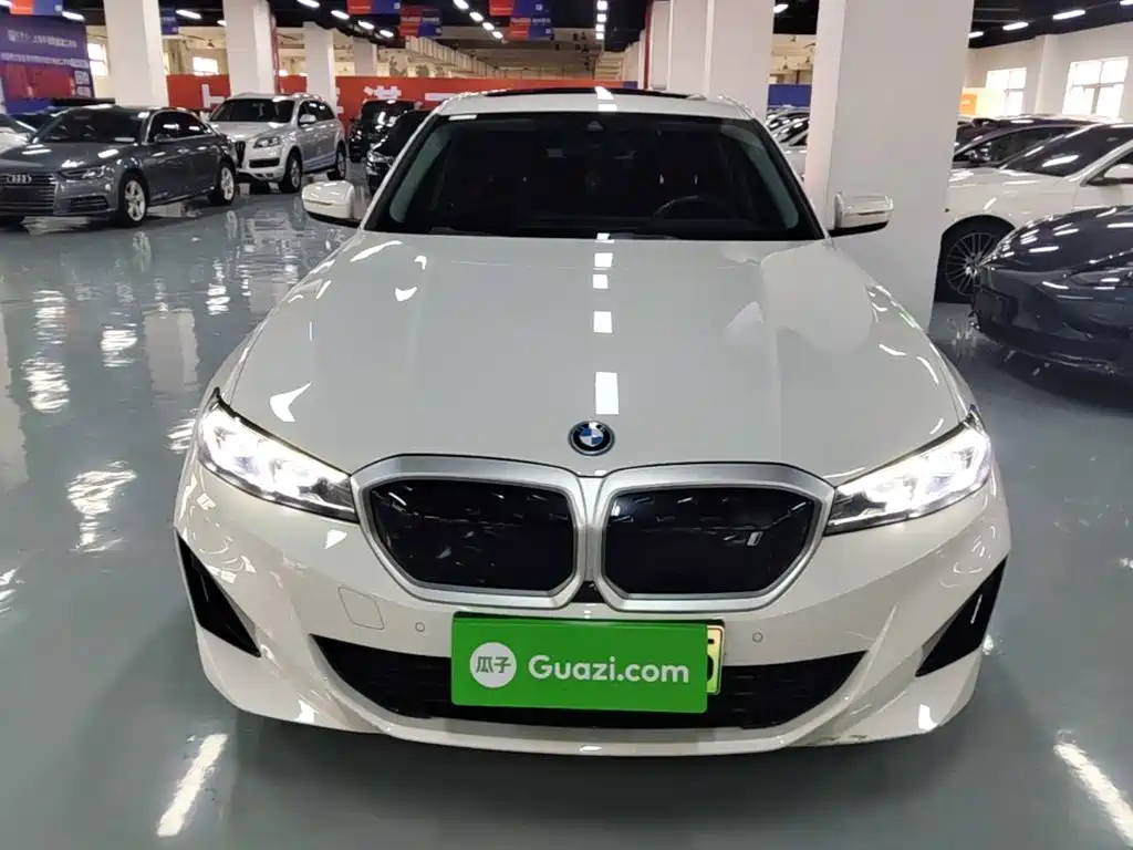 BMW i3 2023