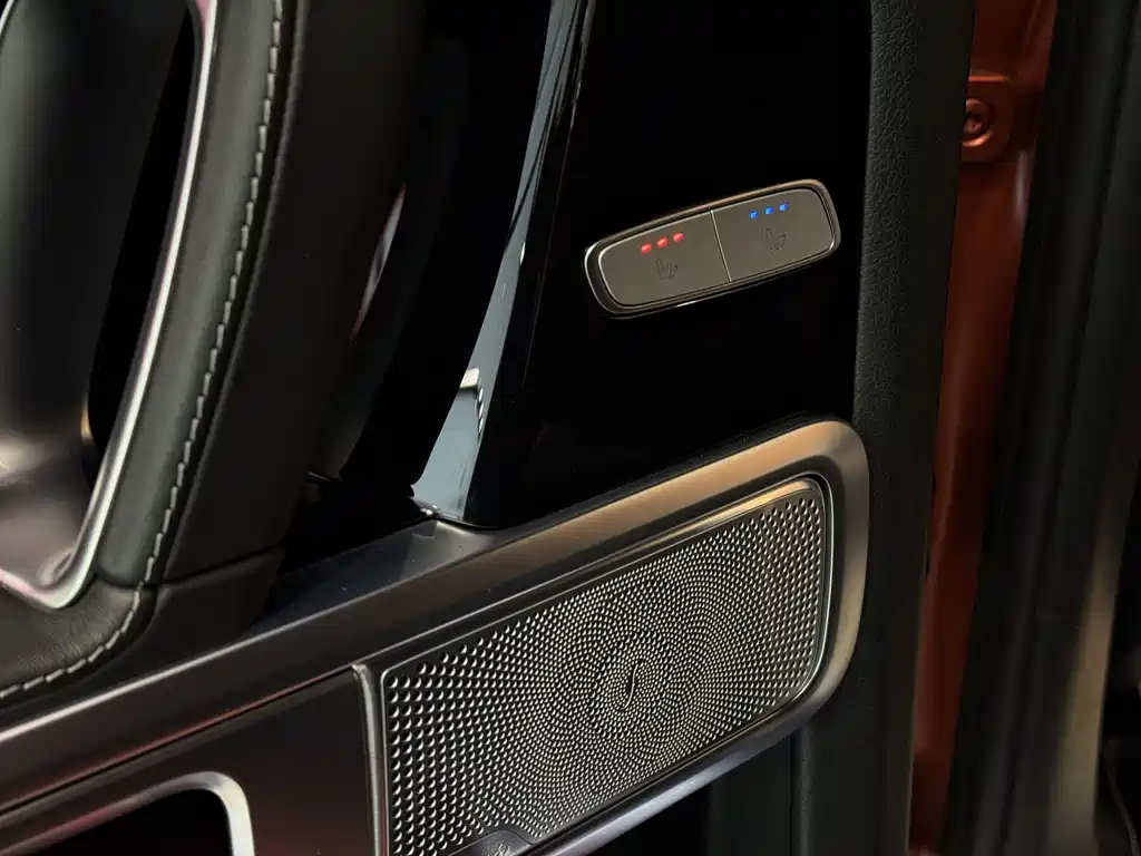 Mercedes-Benz G-Class 2023 — фото 12