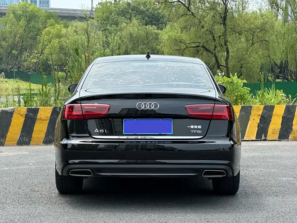 Audi A6L 2016