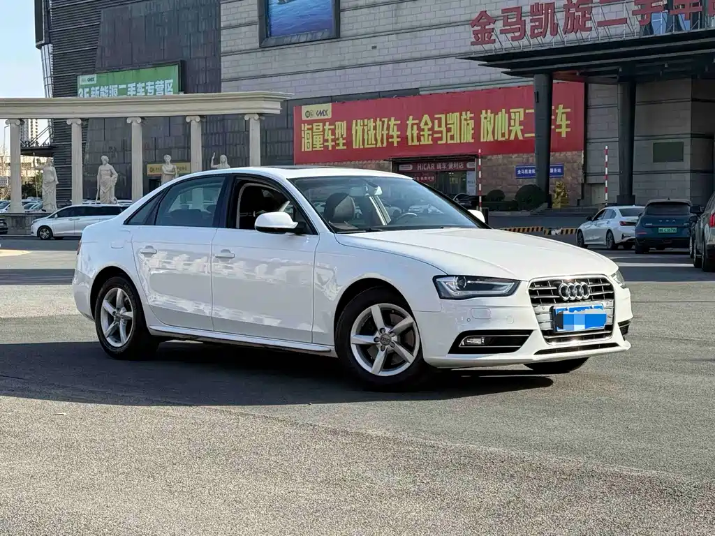 Audi A4L 2014