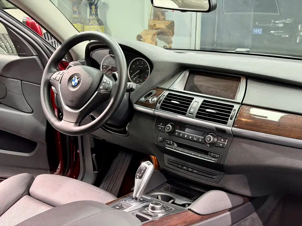 BMW X6 2012 — фото 14