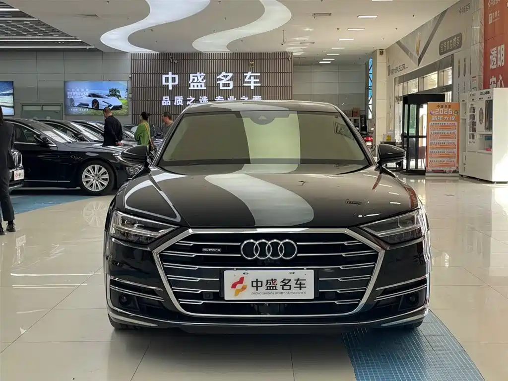Audi A8 2022 — фото 2