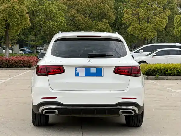 Mercedes-Benz GLC 2023