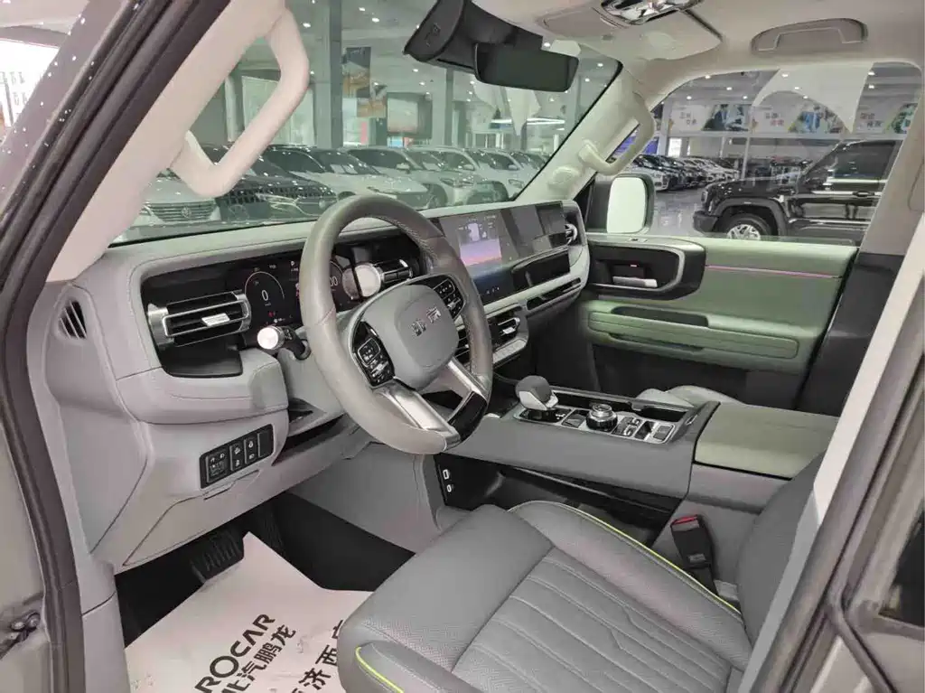 BAIC BJ40 2024 — фото 11