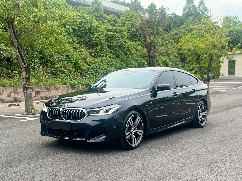 BMW 6 Series GT 2024 — фото 1