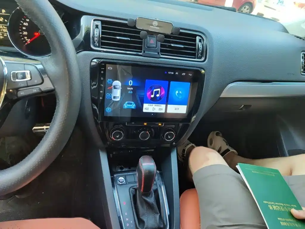 Volkswagen Sagitar 2019