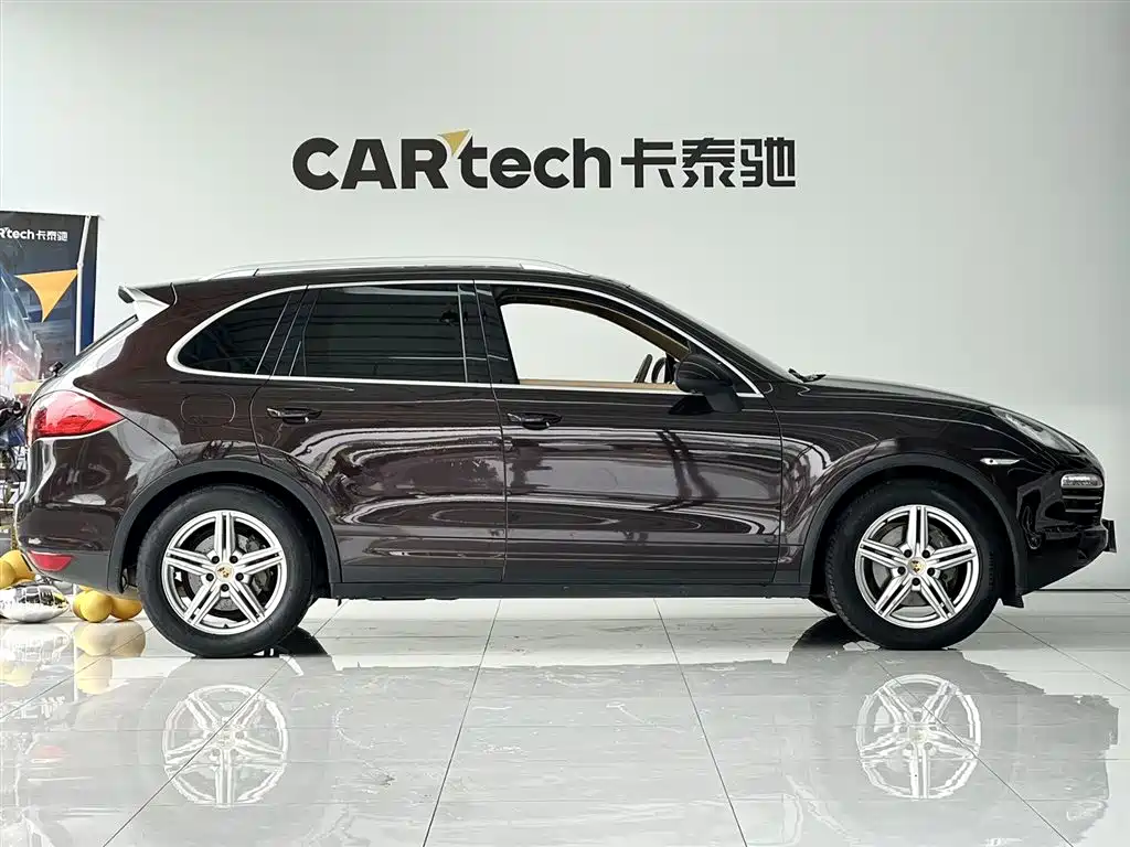 Porsche Cayenne 2014