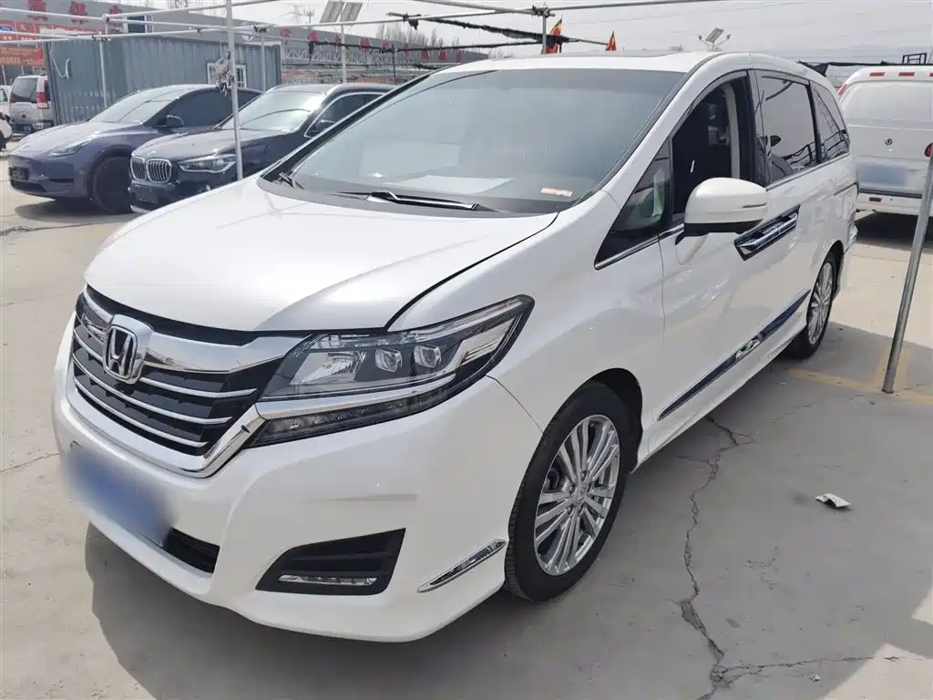Honda Elysion 2018 — фото 1