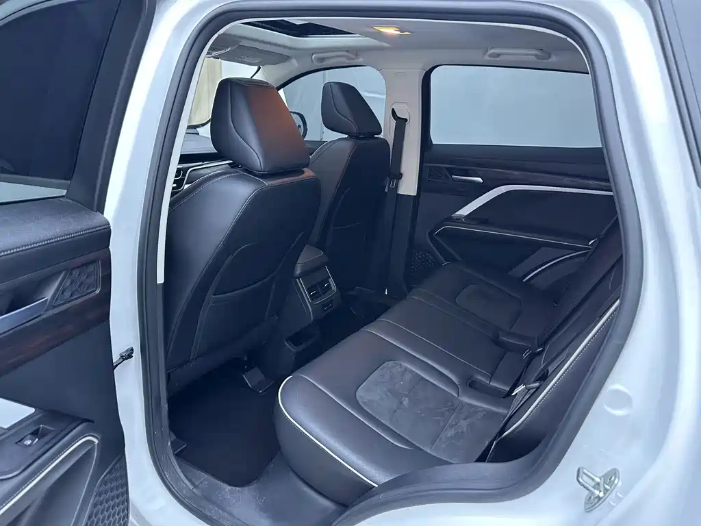 Haval H6 2023 — фото 13