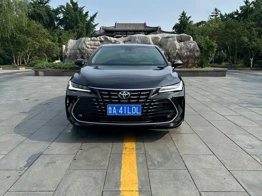 Toyota Avalon 2022 — фото 2