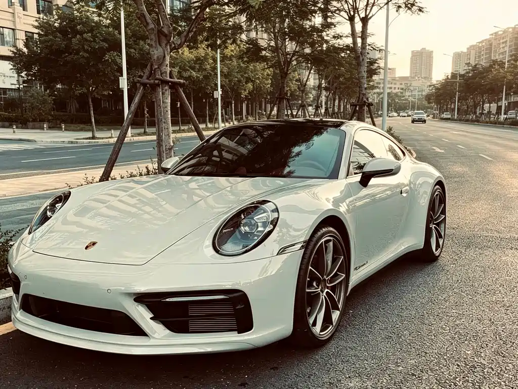 Porsche 911 2024