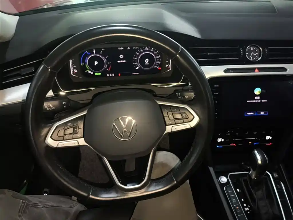 Volkswagen Magotan GTE PHEV 2023 — фото 10
