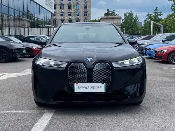 BMW iX 2023