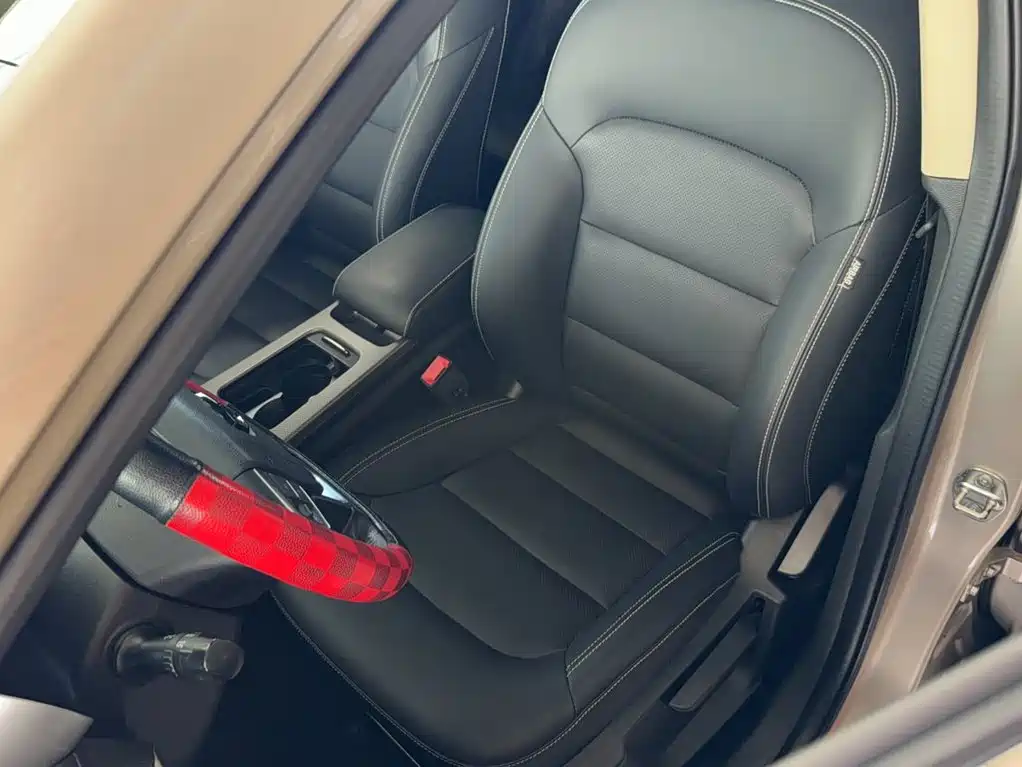 Geely Emgrand GS 2017