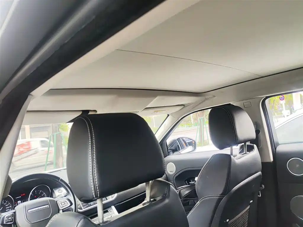 Land Rover Evoque 2014 — фото 14
