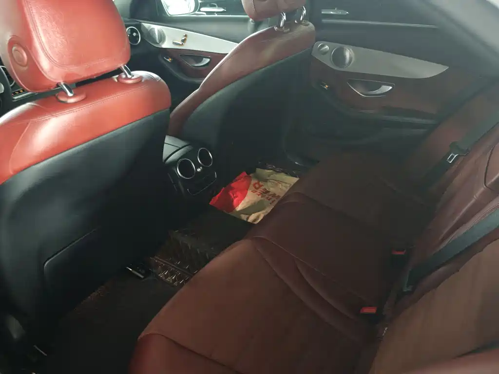 Mercedes-Benz C-Class 2021