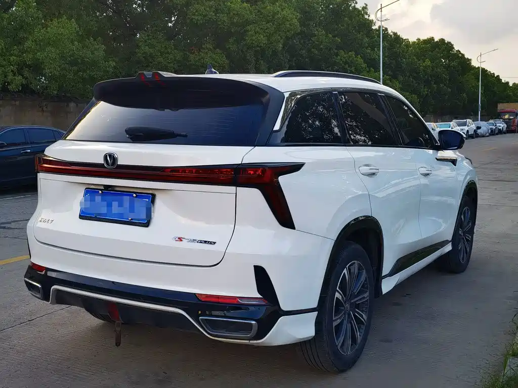 Changan CS75PLUS 2023 — фото 13