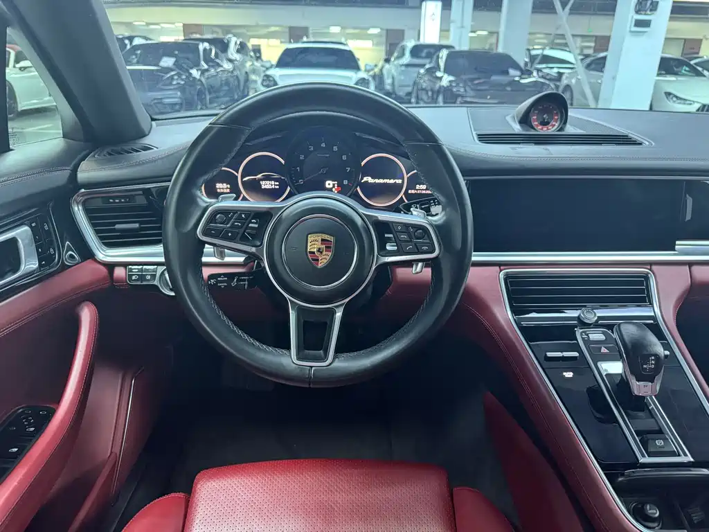 Porsche Panamera 2017 — фото 8