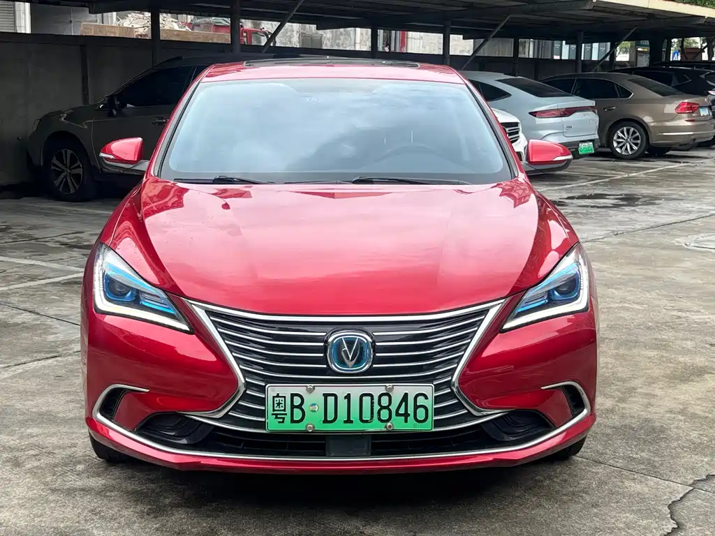Changan Eado New Energy 2019 — фото 2