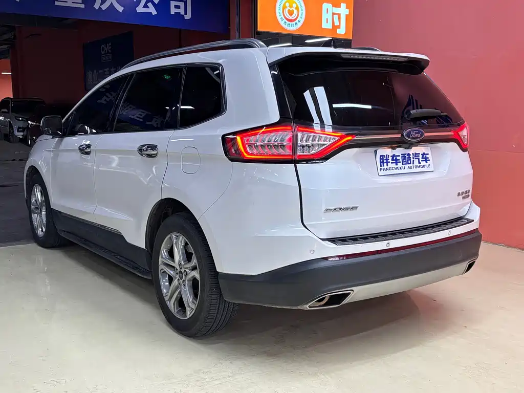 Ford Edge 2016 — фото 14
