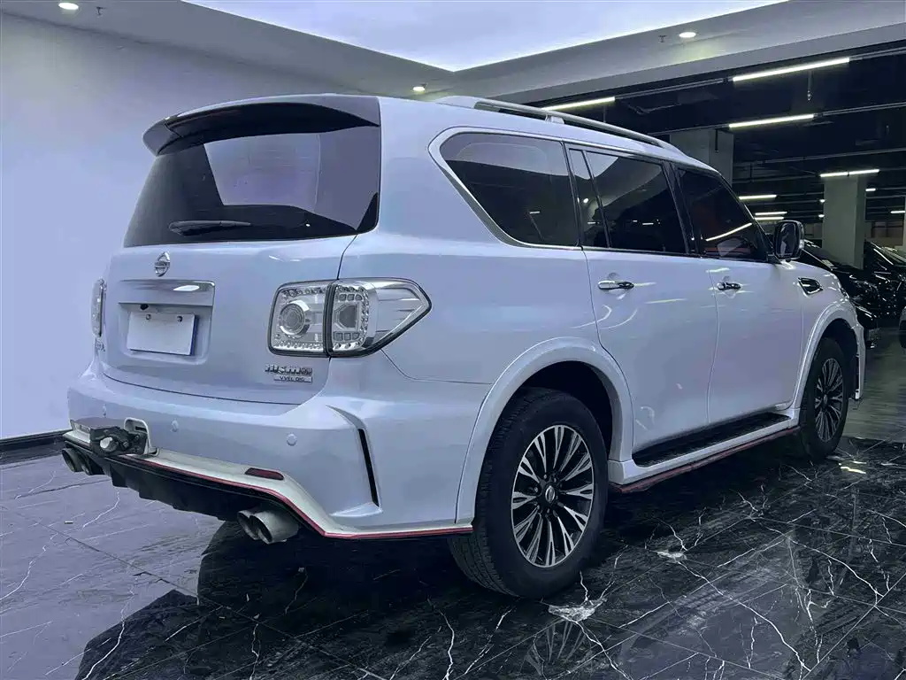 Nissan Patrol 2018 — фото 19