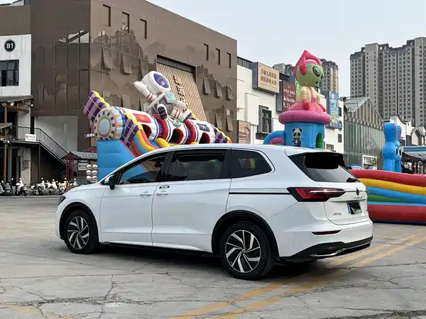 Volkswagen Viloran 2021