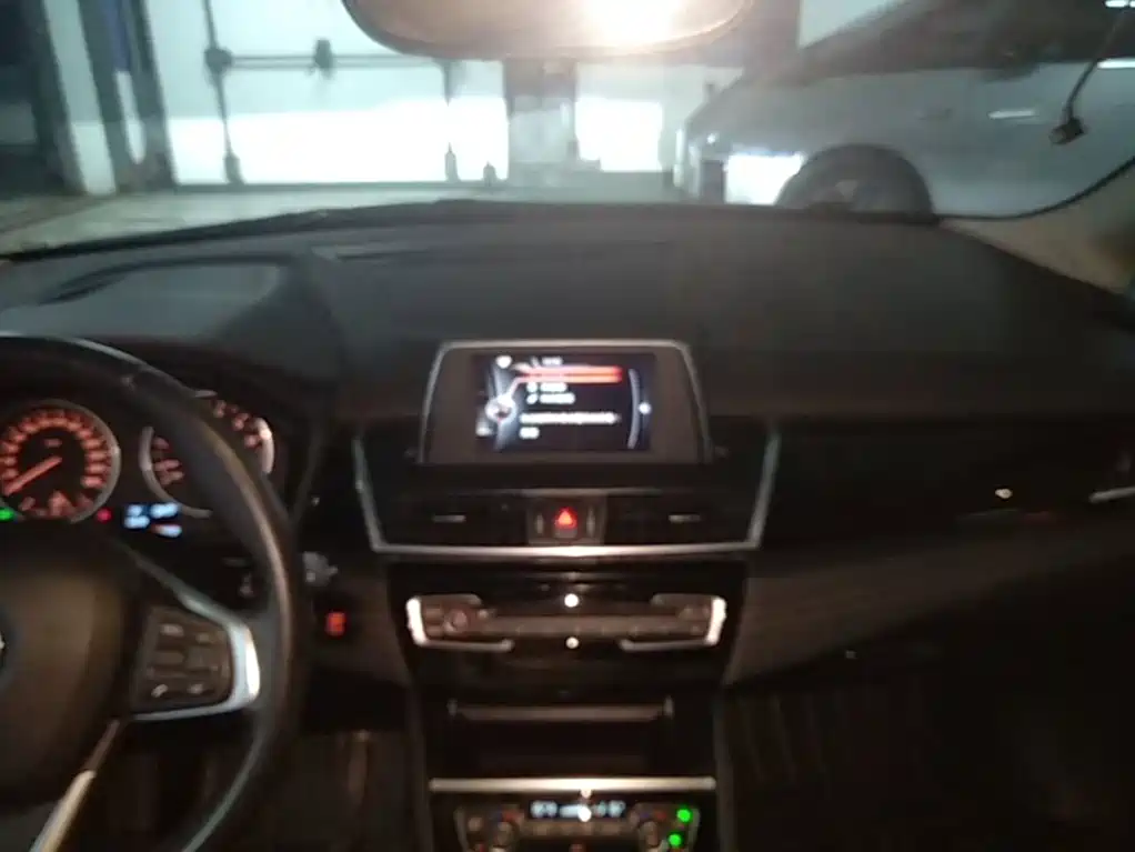 BMW 2 Series Station Wagon 2015 — фото 10