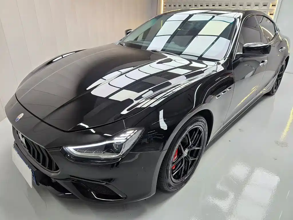 Maserati Ghibli 2016 — фото 1
