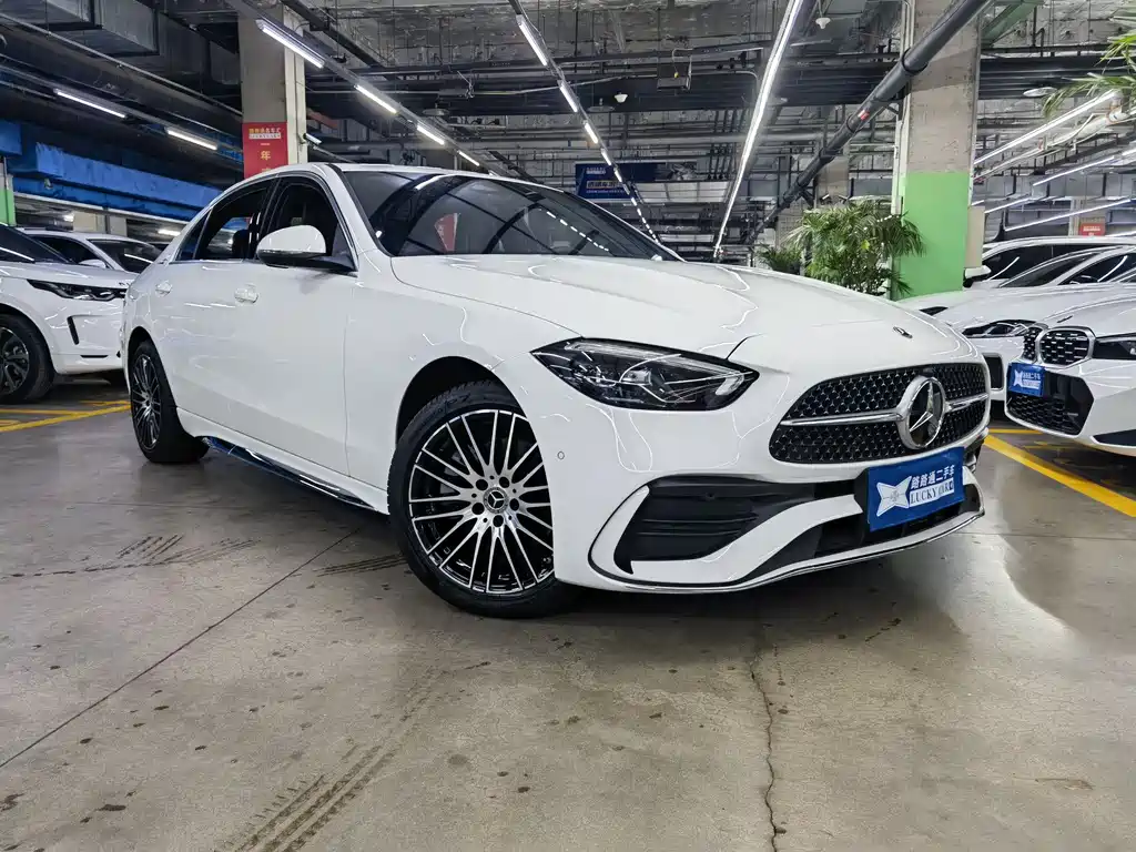 Mercedes-Benz C-Class 2024