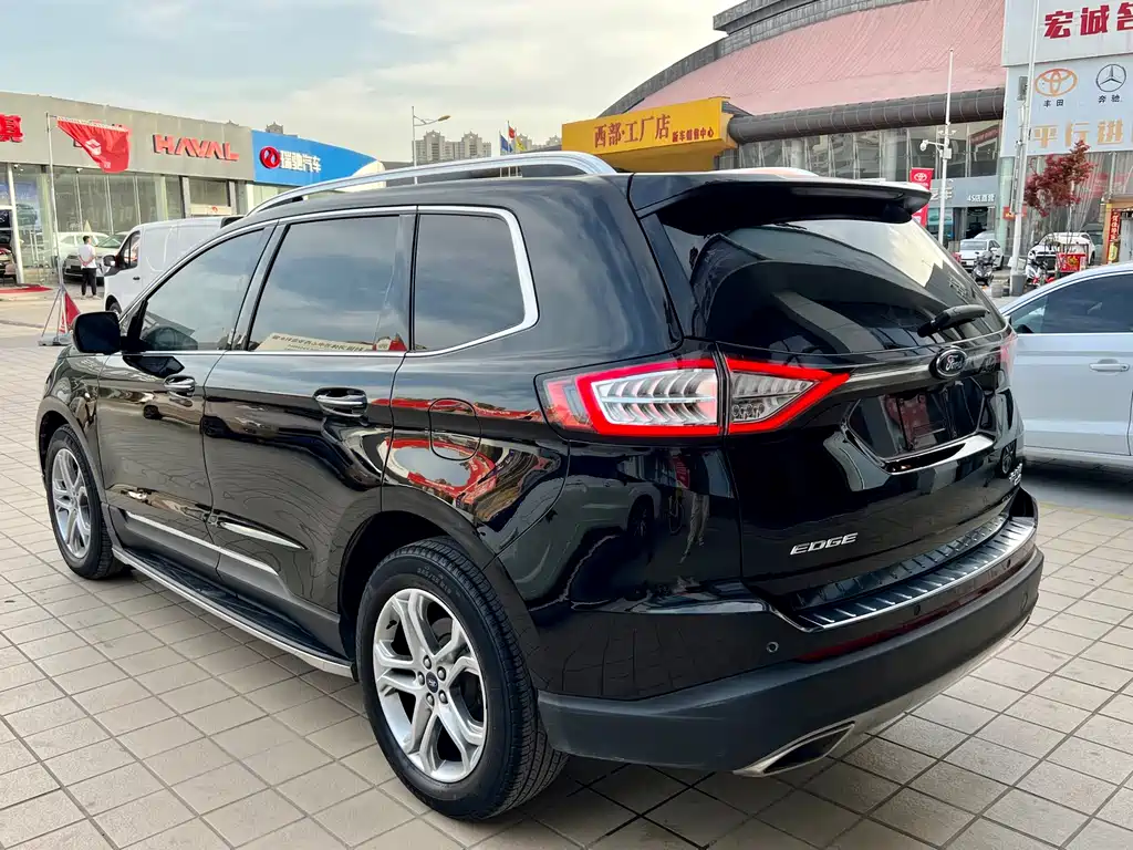 Ford Edge 2020 — фото 23
