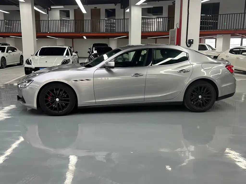 Maserati Ghibli 2016 — фото 3