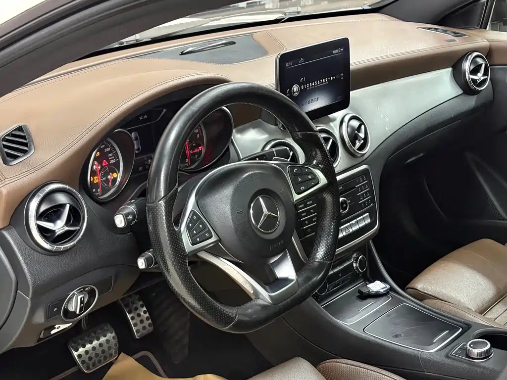 Mercedes-Benz CLA 2016 — фото 10