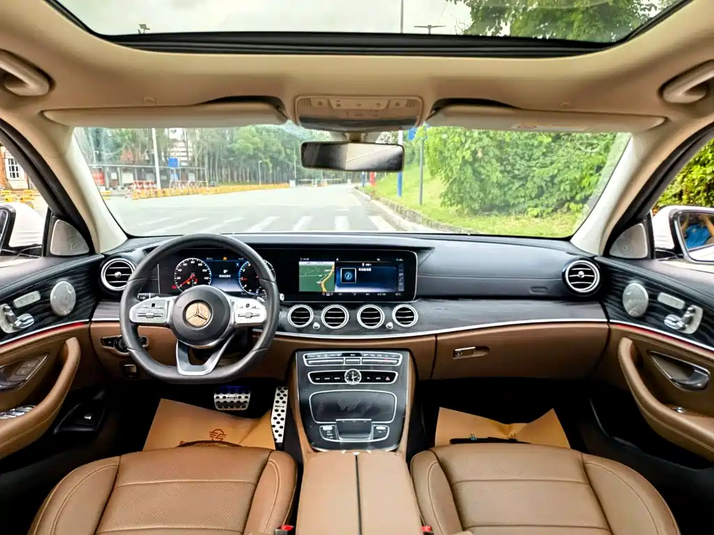 Mercedes-Benz E-Class 2019 — фото 8
