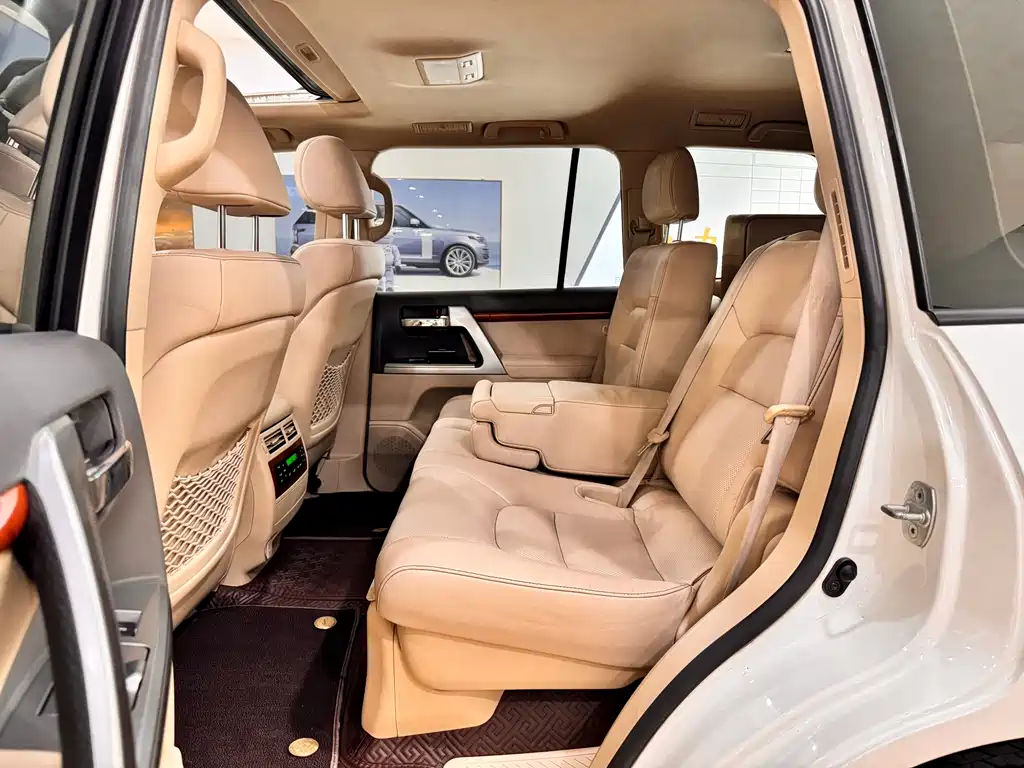 Toyota Land Cruiser 2015 — фото 14