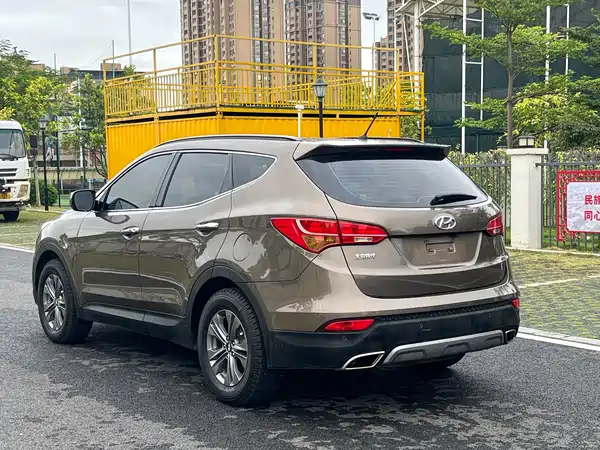 Hyundai Santa Fe 2013